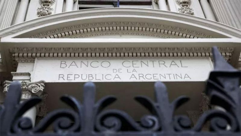 Primer paso del plan monetario: el Banco Central aumentó la tasa de interés