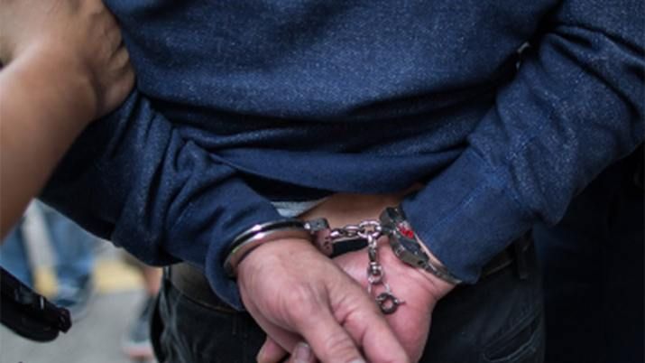 Aprehenden a empleado municipal por "infundir temor público"