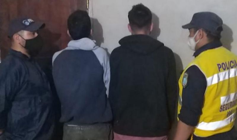 Detienen a dos jóvenes que viajaban desde Sacháyoj a Quimilí para comprar marihuana