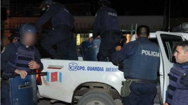 En diversos allanamientos detienen a los "Coreanos" por los desmanes en La Banda