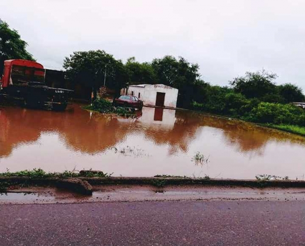 Intenso trabajo de la comuna de Campo Gallo para asistir a los afectados por una lluvia torrencial