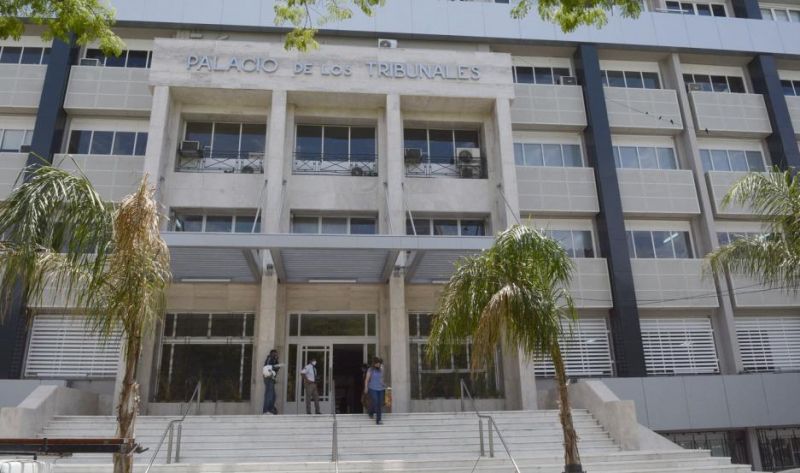Prorrogan detenciones por vejación en manada a una adolescente en Alberdi