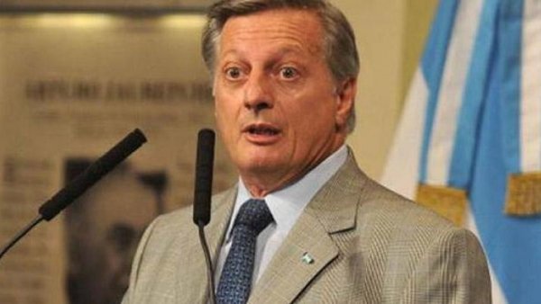Anuncian baja en el precio del gasoil y la nafta