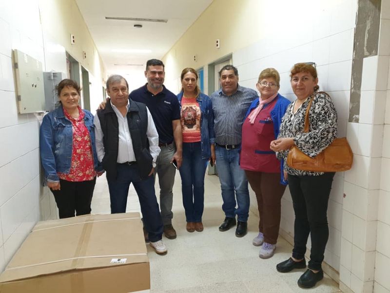 Hicieron entrega de un Aire Acondicionado al hospital de Pampa de los Guanacos.