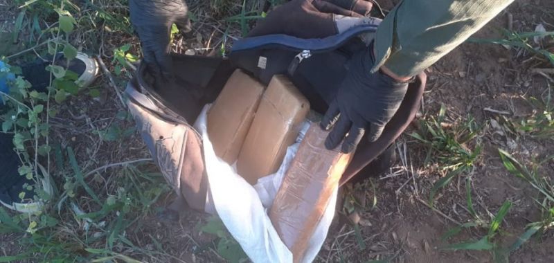Formosa: abandonaron más de 4 kilos de marihuana al costado de la ruta provincial 32
