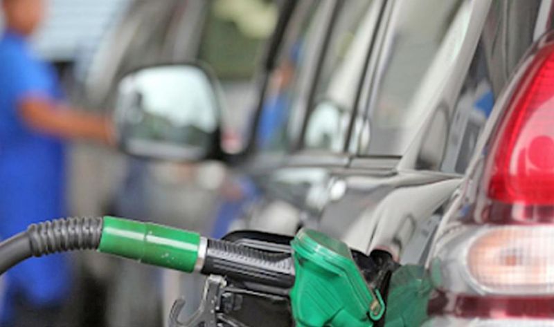 Estiman que habrá reajuste en el precios de combustibles y sería de un 5 a 7% por la devaluación