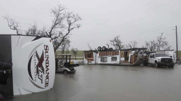 El huracán Harvey deja al menos dos muertos a su paso por Texas