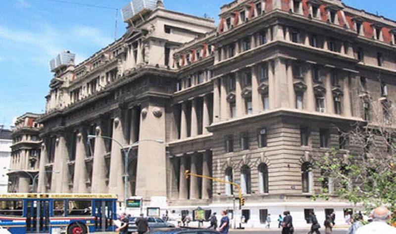 Entidad académica criticó el avance del gobierno sobre la Justicia, las libertades individuales y la actividad privada