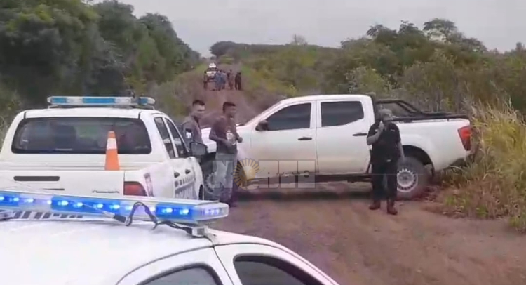 Encontraron muerto a un hombre dentro de su camioneta con múltiples puñaladas en el rostro