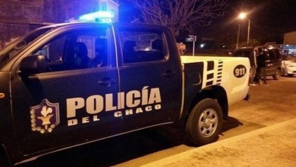 Se disfrazaron de gendarmes y entraron a robar en una casa