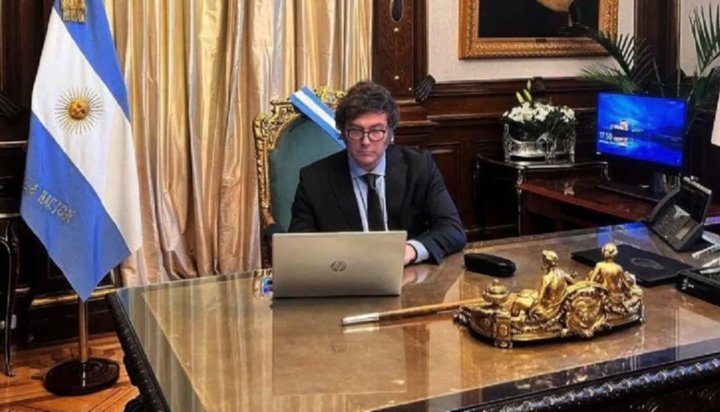 Milei recibe a los gobernadores y negocia apoyo legislativo