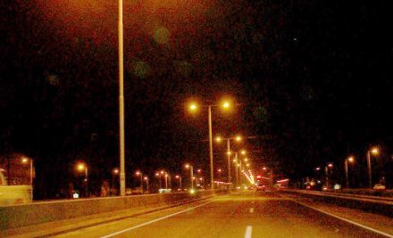 Avanzan trabajos de iluminación en la autovía de la ruta nacional 16
