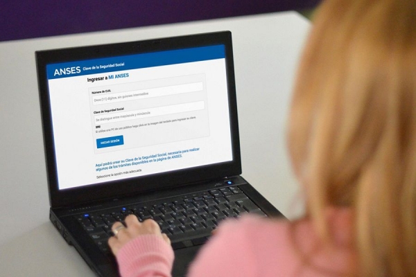 Requisitos para cobrar ayuda escolar de la Anses