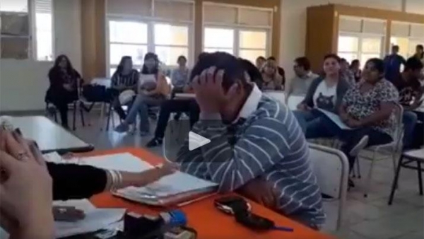 VIDEO | La emoción de un maestro santiagueño al acceder por primera vez a un cargo