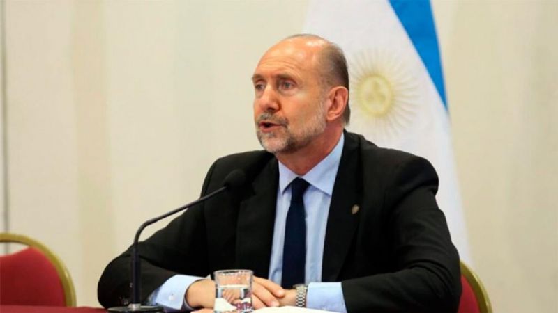 Escándalo en Santa Fe: vacunaron a empleados de Cultura porque los “confundieron” con docentes