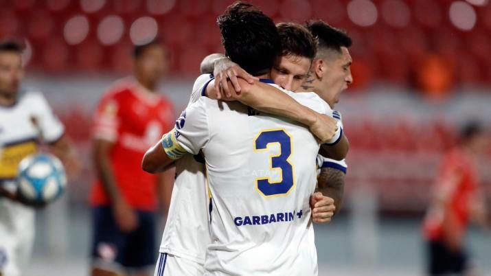 Boca lo dio vuelta y festejó ante Independiente en Avellaneda