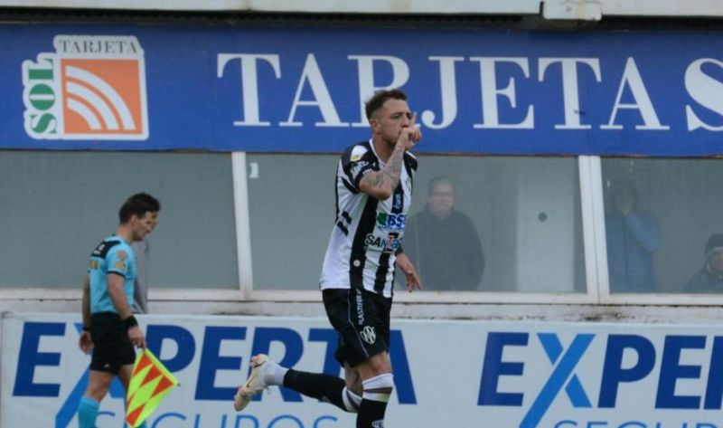 De la mano de Renzo López, Central Córdoba se quedó con tres puntos vitales para engrosar su promedio