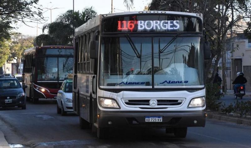 No hubo acuerdo: la UTA ratifica el paro de colectivos por 72 horas en Santiago del Estero