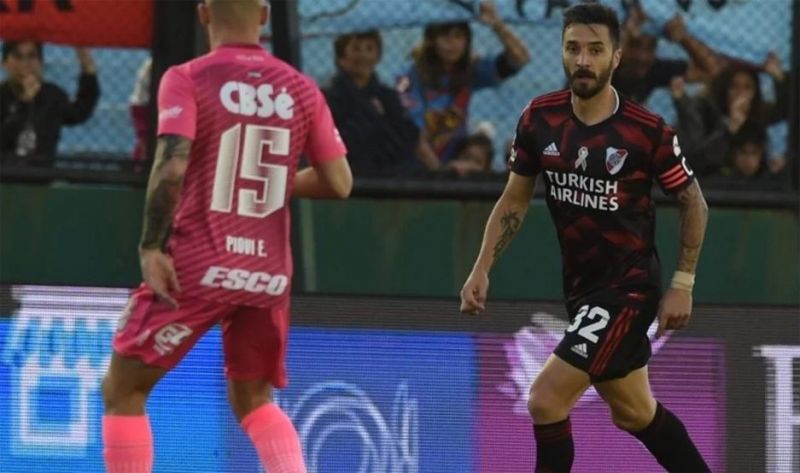 En un partidazo, Arsenal y River igualaron 3 a 3 en el Viaduct