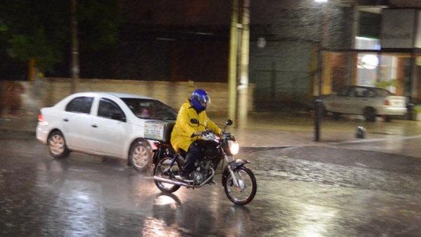 Alerta meteorológico: anticipan tormentas fuertes para Santiago