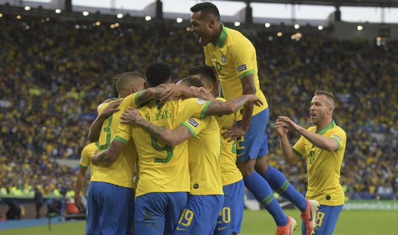 Brasil venció a Perú y se coronó campeón en una final polémica