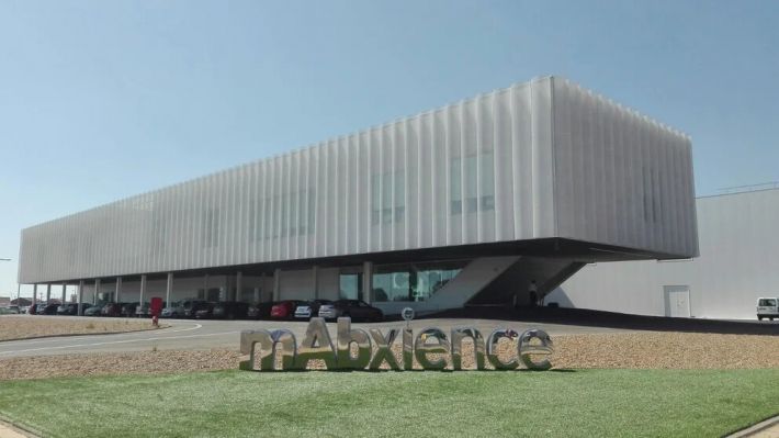 Los vacunados con AstraZeneca podrán viajar sin restricciones por el mundo