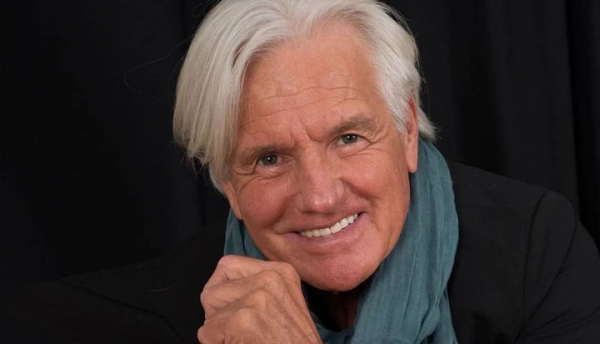 Con una leve mejoría Sergio Denis cumple hoy 70 años