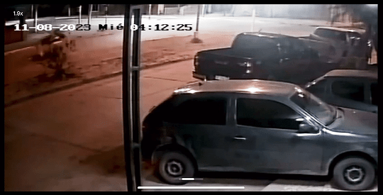 Empleada municipal protagonizó un terrible accidente con su moto en Monte Quemado