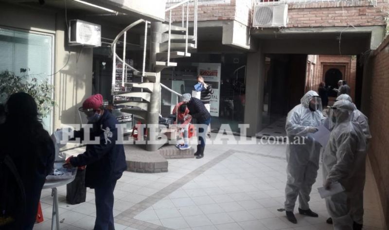 Barrio Centro: se activó el protocolo Covid-19 en un edificio de calle Pellegrini