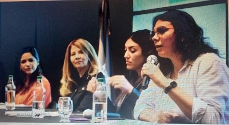 Tablets para promotoras territoriales de Derechos de Género y Diversidades