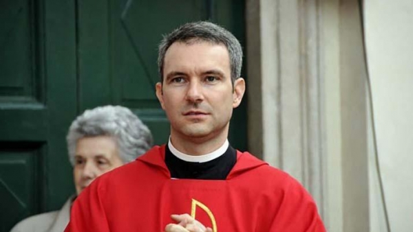El Vaticano condenó a un cura por tener pornografía infantil