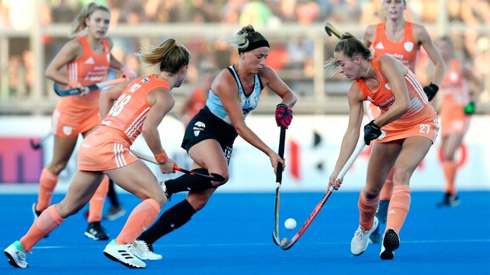 Las Leonas no lo pudieron sostener y cayeron ante Países Bajos