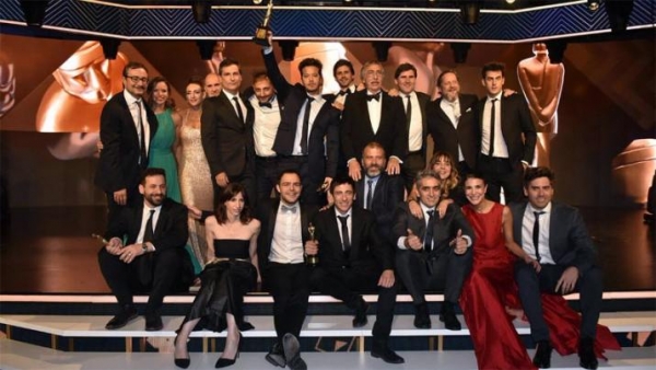 "Un gallo para Esculapio" se quedó con el Martín Fierro de Oro