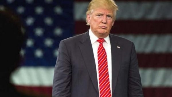 Trump, "muy orgulloso" del lanzamiento de "la madre de todas las bombas"