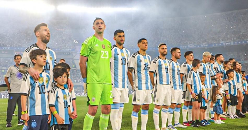 Ranking FIFA: cómo se encuentran Argentina y Brasil en el escalafón mundial.