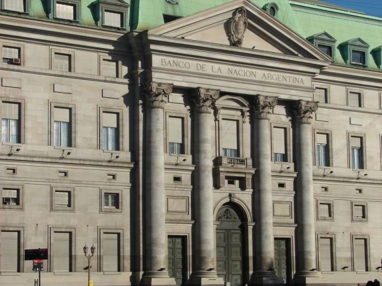 La Bancaria convino la revisión paritaria 2021 con una mejora salarial que superará el 45%