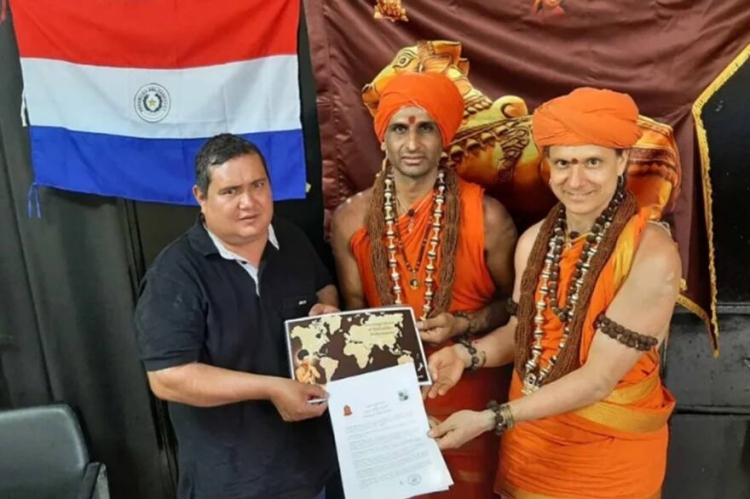 Echaron en Paraguay a un funcionario que firmó un acuerdo con un país que no existe