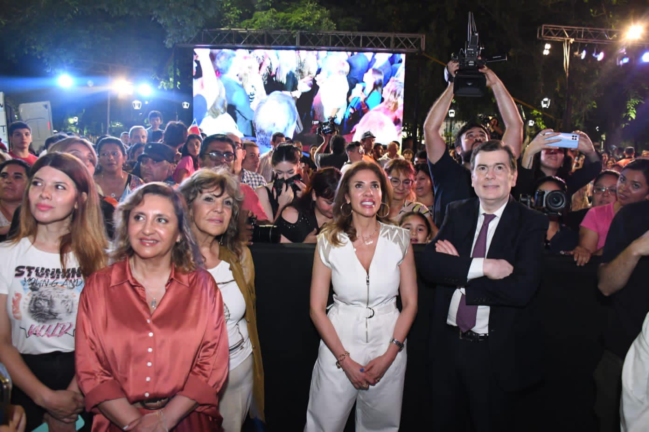 El Gobernador Zamora encabezó la apertura de las celebraciones por los 40 años de democracia