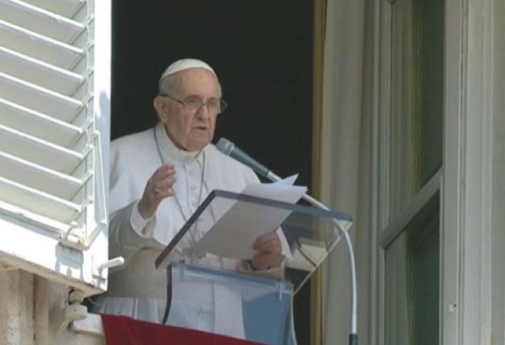 En el noveno aniversario de su pontificado, Francisco aseguró que Rusia está cometiendo una "masacre" en Ucrania