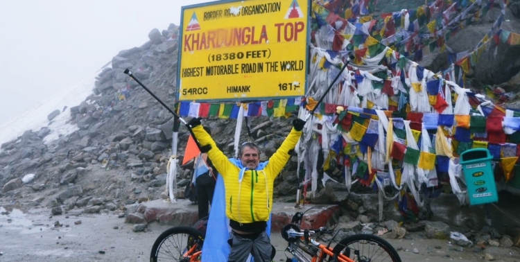 Jean Maggi, el argentino que con su prótesis biónica venció al Himalaya