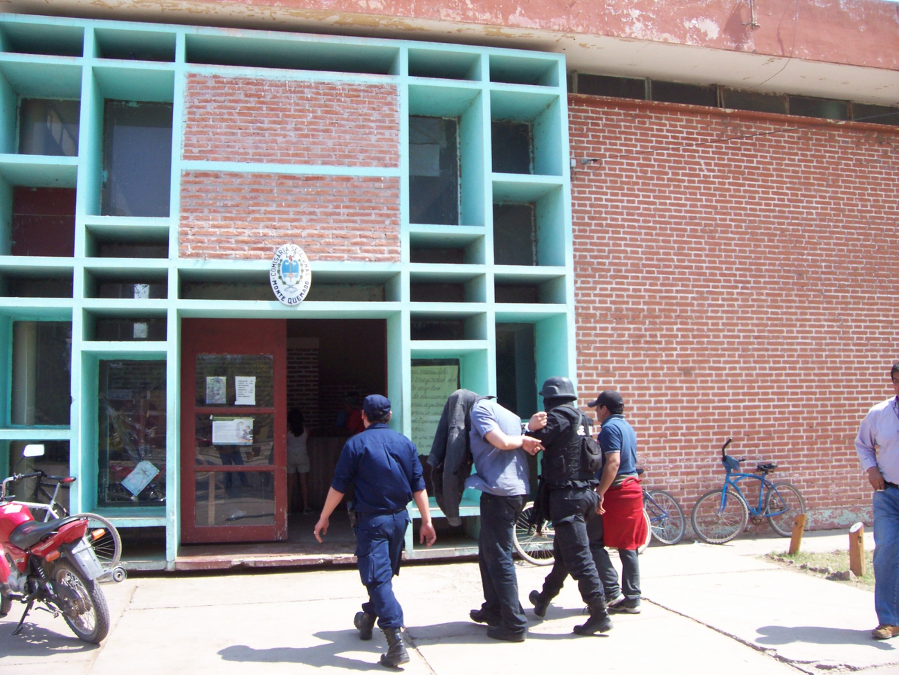 Contragolpe de "Ñuco" Rojas: exige millones en durmientes robados.
