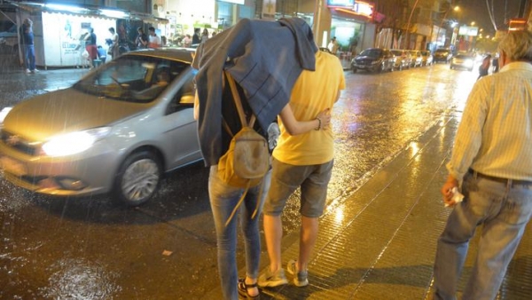 TIEMPO Anuncian tormentas fuertes para Santiago del Estero