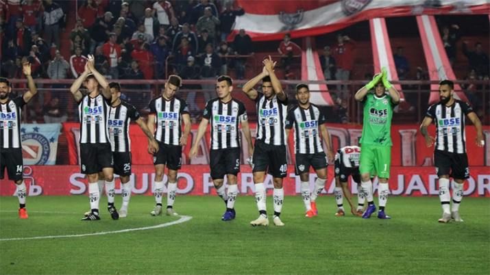 Central Córdoba, urgido por cortar la sequía, recibe a un golpeado Godoy Cruz