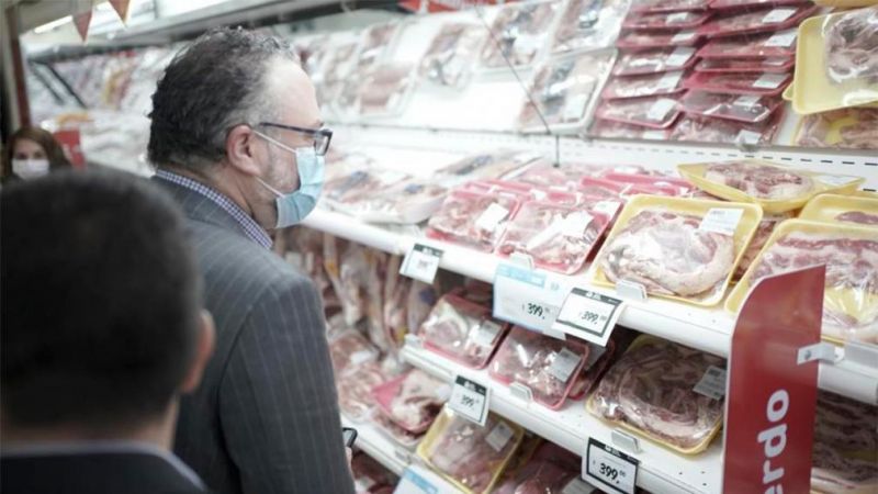 El Gobierno lanzó el nuevo Plan Ganadero con restricciones a la importación y cortes con precios populares
