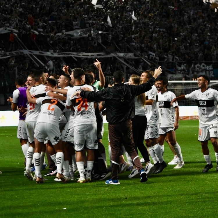 Platense bajó a Godoy Cruz en los penales y es finalista de la Copa de la Liga