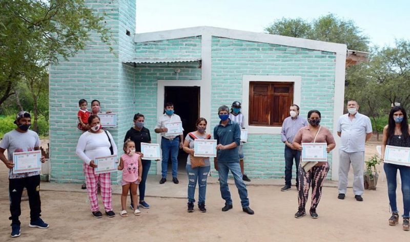 Entre edificadas y en ejecución, ya son 21 mil las viviendas sociales
