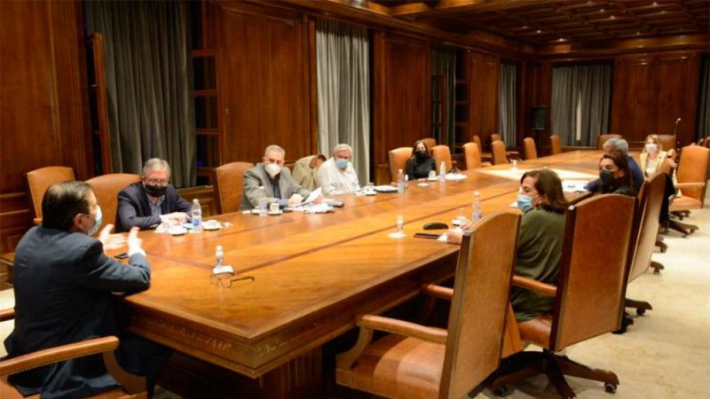 Nuevas medidas del COE: vuelven las clases, el transporte y amplían el horario de circulación