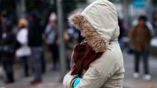 Una mañana helada con 2.8 grados bajo cero a las 8