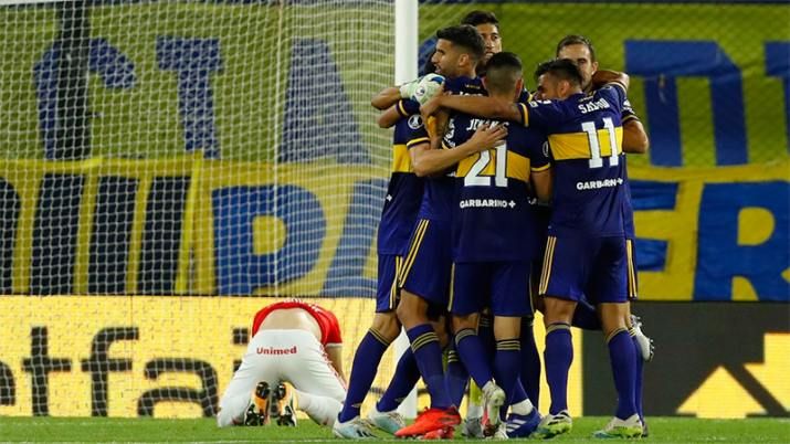 Boca eliminó a Inter en los penales y se instaló en cuartos
