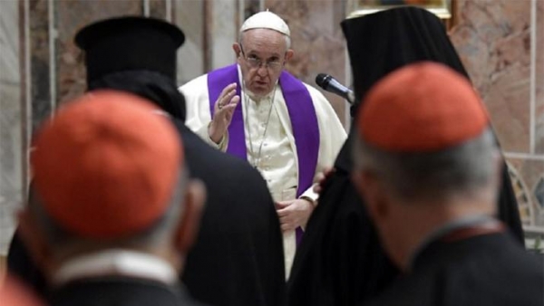 El papa Francisco recibe a más de 30 obispos argentinos en El Vaticano